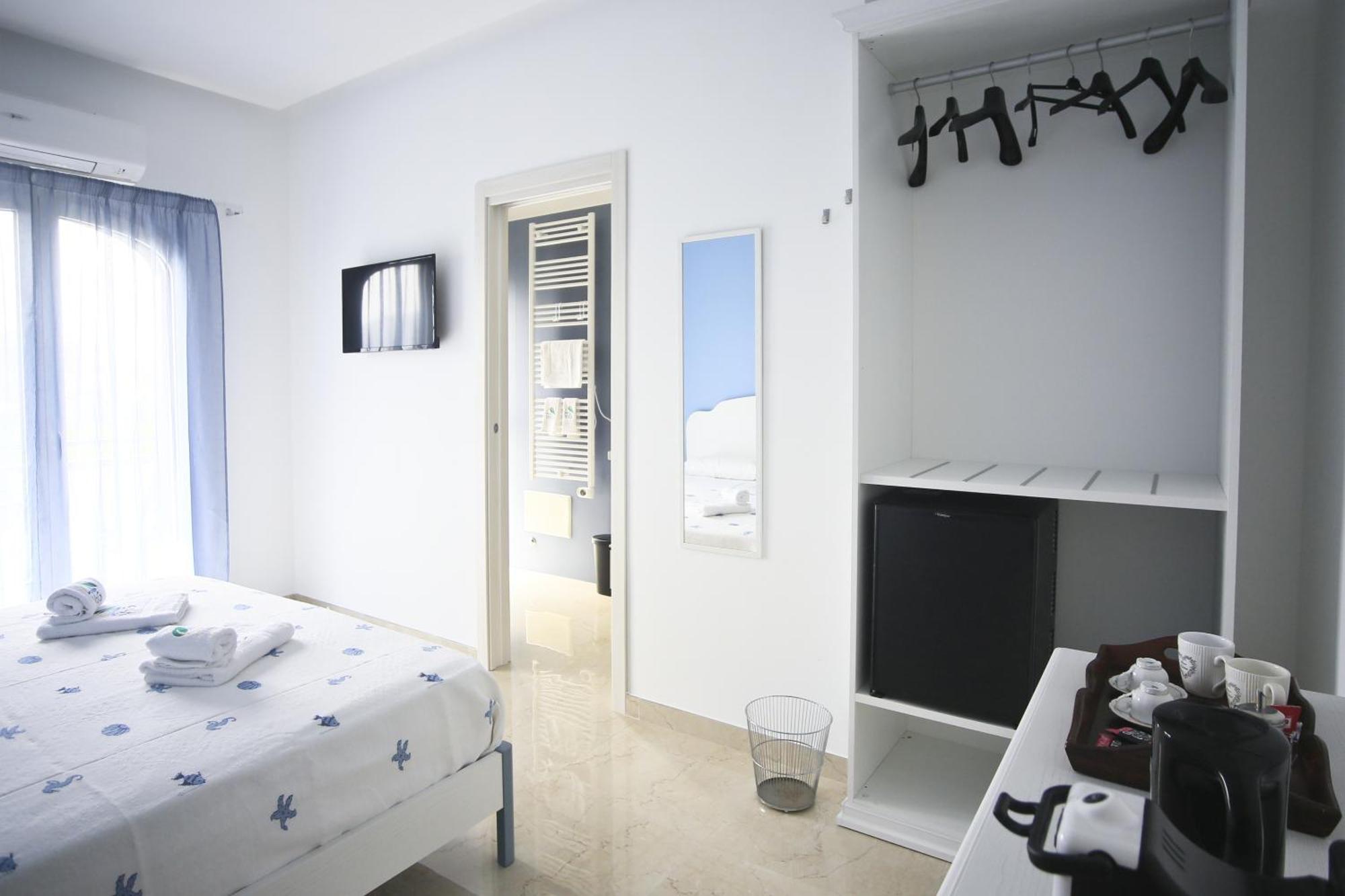 Villa Del Gaudio Rooms & Apartments كاستيلاّماري دي ستا المظهر الخارجي الصورة