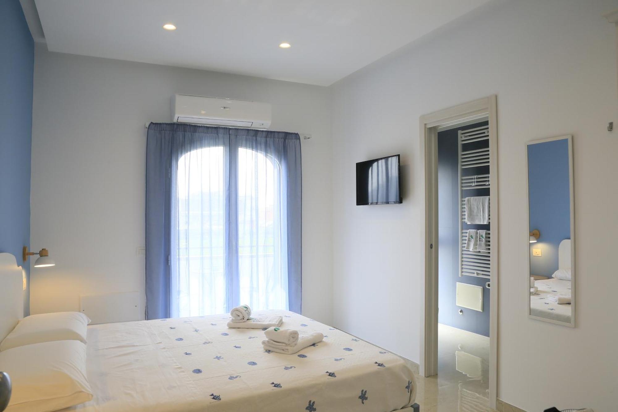 Villa Del Gaudio Rooms & Apartments كاستيلاّماري دي ستا المظهر الخارجي الصورة