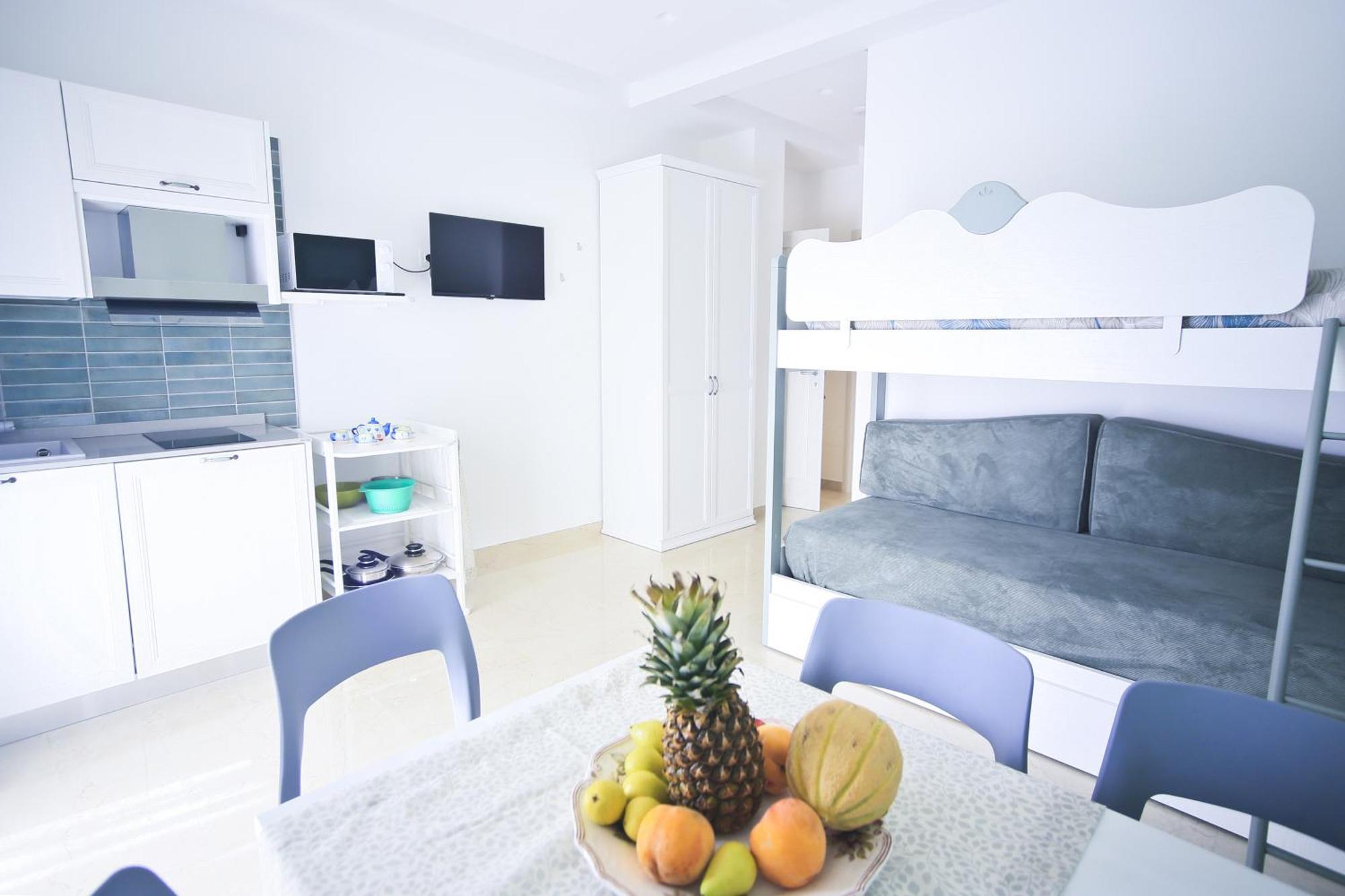 Villa Del Gaudio Rooms & Apartments كاستيلاّماري دي ستا المظهر الخارجي الصورة